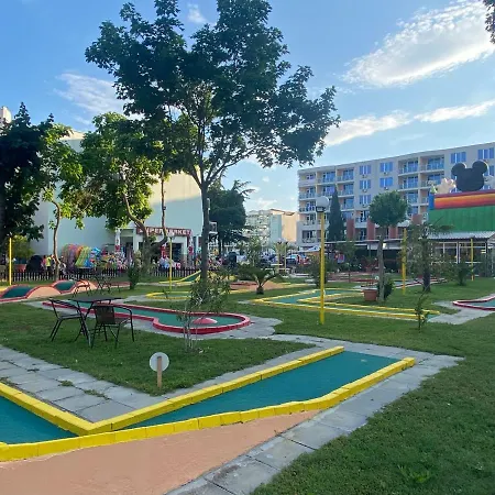 Esperanto 403 Large Sunny Apartment