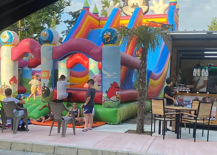 Esperanto 403 Large Sunny Апартаменты *